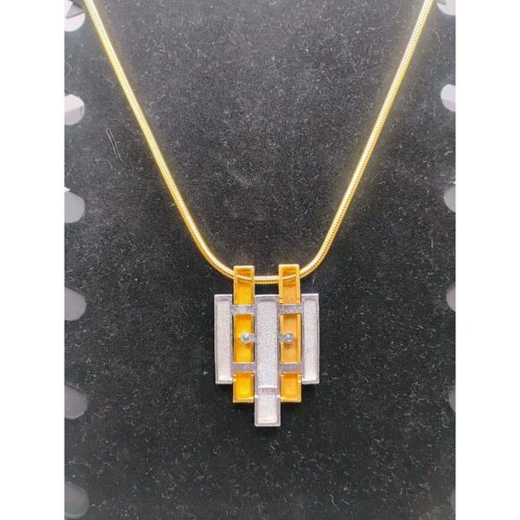 VTG Avon Geometric Pendant Necklace The Collection 1976 Gold Tone Silver Tone A7 - Picture 6 of 7